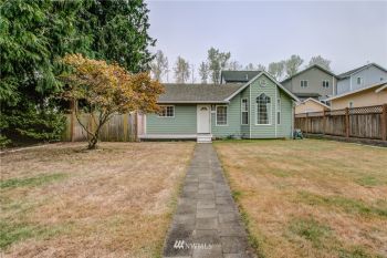 24 157th Place SE, Bothell, WA 98012