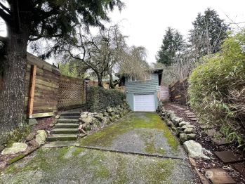 16107 Densmore Avenue N, Shoreline, WA 98133