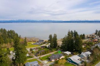 1259 Holloway Lane , Camano Island, WA 98282-7666