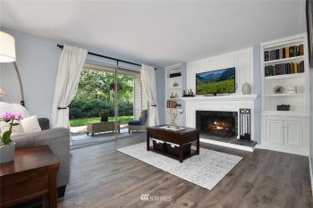 4707 W Lake Sammamish Parkway SE #D104, Issaquah, WA 98027