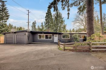 9512 220th Street SW, Edmonds, WA 98026-4556