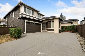 35431 56th Avenue S, Auburn, WA 98001-9391