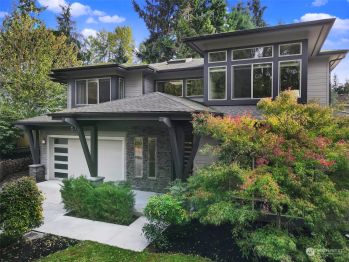 6713 117th Avenue NE, Kirkland, WA 98033