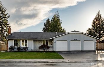 1279 SW Barrington Drive , Oak Harbor, WA 98277