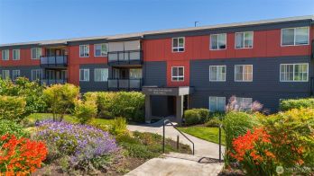 7001 Sand Point Way NE #C406, Seattle, WA 98115