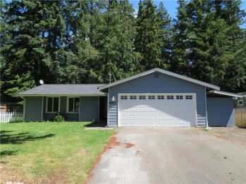 4020 NW Cutthroat Court , Bremerton, WA 98312