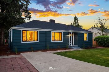 11035 Parkview Avenue S, Seattle, WA 98178