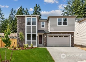 13909 181ST Street E #14, Puyallup, WA 98374