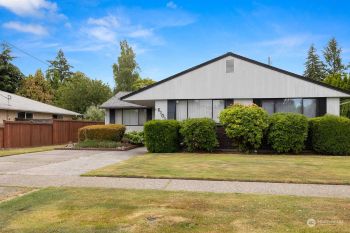 2101 N Cheyenne Street , Tacoma, WA 98406-3929