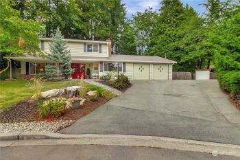 18119 Densmore Avenue N, Shoreline, WA 98133