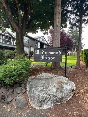 3425 S 176th Street #220, SeaTac, WA 98188