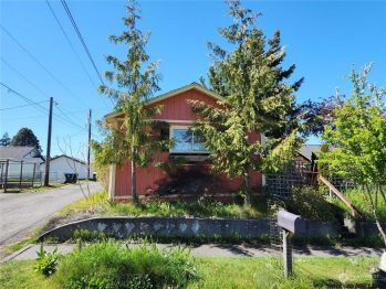 632 E 10th Street , Port Angeles, WA 98362