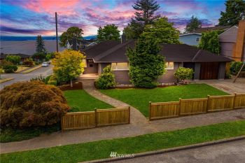 8459 40th Avenue SW, Seattle, WA 98136