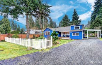 735 N 202nd Street , Shoreline, WA 98133
