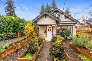 3206 S Gunnison Street , Tacoma, WA 98406