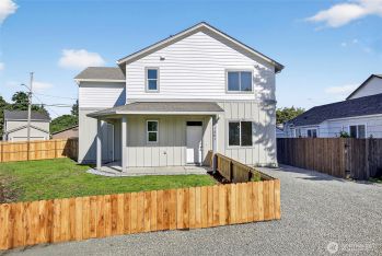 1561 Alabama Street , Longview, WA 98632