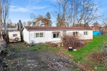 107 Wayne Avenue , Pacific, WA 98047
