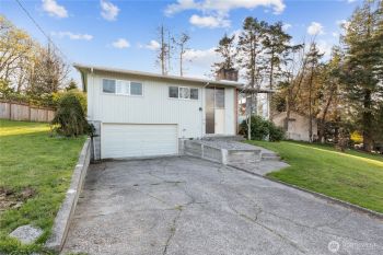 2104 E Avenue , Anacortes, WA 98221