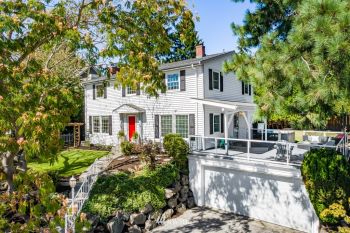 3520 SW 106th Street , Seattle, WA 98146