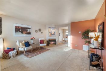 11109 63rd Street E, Puyallup, WA 98372