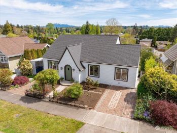 515 Ave B , Snohomish, WA 98290
