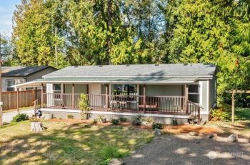 12508 NE Paul Drive , Kingston, WA 98346