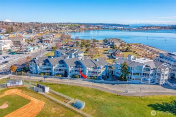 651 SE Bayshore Drive #B102, Oak Harbor, WA 98277
