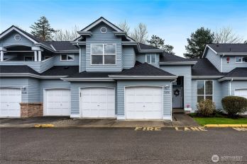 31230 121st Lane SE #B, Auburn, WA 98092