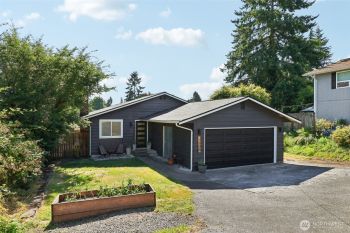 3605 Earl Avenue , Everett, WA 98201-4610