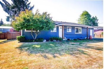 871 E Belfield Avenue , Sequim, WA 98382