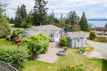 890 S Patricia Ann Drive , Camano Island, WA 98282