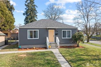 4539 S L Street , Tacoma, WA 98418