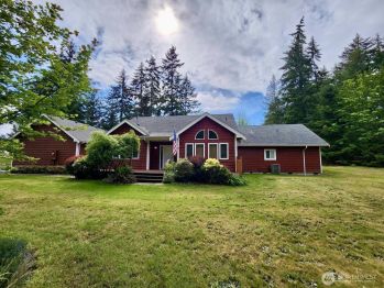 4105 72nd Street E, Tacoma, WA 98443