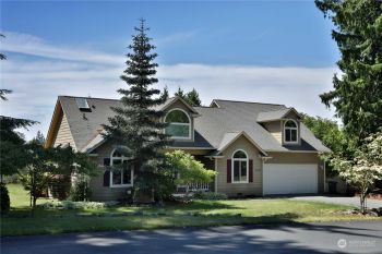 5690 Carie Lane , Freeland, WA 98249