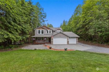 306 S Lake Roesiger Road , Snohomish, WA 98290
