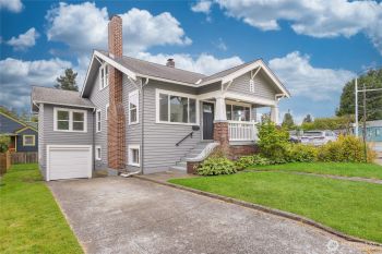 1611 NE 82nd Street , Seattle, WA 98115