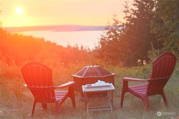 98 X Valerie Drive , Camano Island, WA 98282