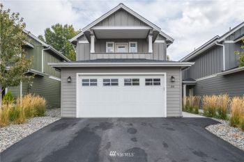 2452 NW Columbia Avenue #38, East Wenatchee, WA 98802