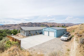 4049 Bluecrest Drive NE, East Wenatchee, WA 98802