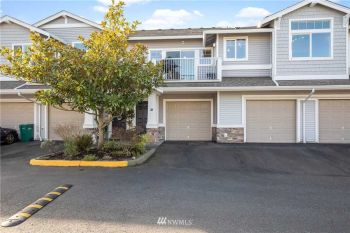 6433 Hazel Avenue SE #D4, Auburn, WA 98092-9450