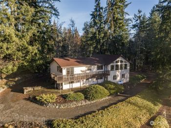 292 Champion Road , Port Angeles, WA 98362