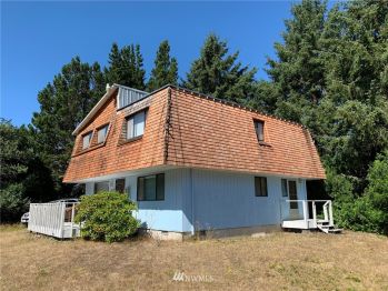 469 Pyxis Court SW, Ocean Shores, WA 98569