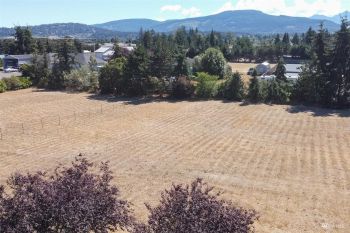 999 N Kendall Road , Sequim, WA 98382