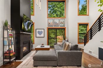 1605 E Pike Street #201, Seattle, WA 98122