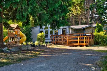 6823 Gibralter Drive , Anacortes, WA 98221