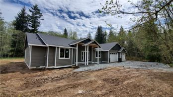 45615 162nd Avenue E, Eatonville, WA 98328