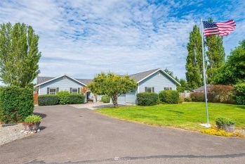 212 Agnew Parkway , Port Angeles, WA 98362