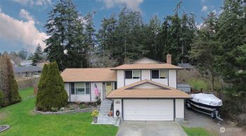 1144 SW 8th Avenue , Oak Harbor, WA 98277