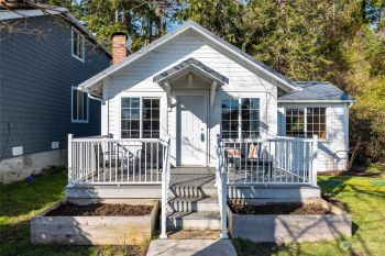 897 Juniper Pointe Lane , Camano Island, WA 98282