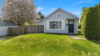 216 E 45th Street , Tacoma, WA 98404